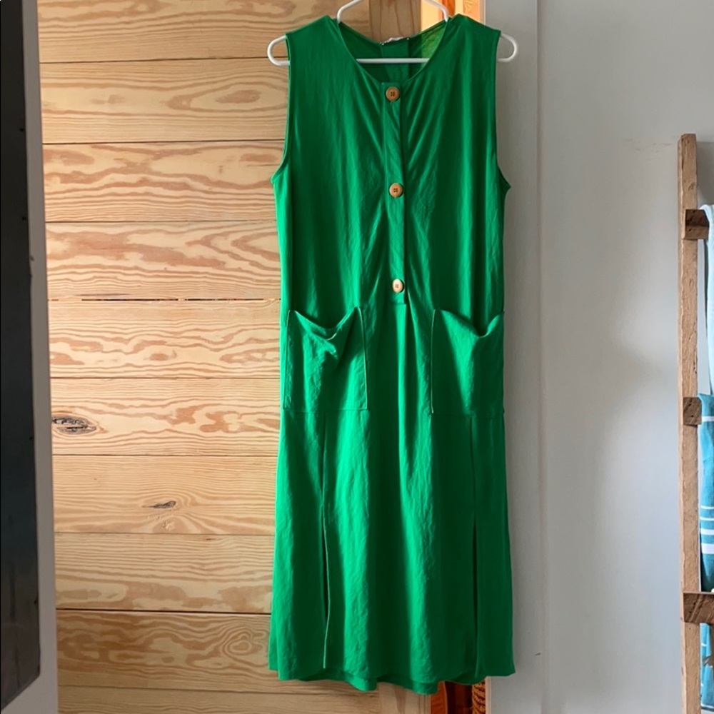 Zara green sleeveless dress with pockets